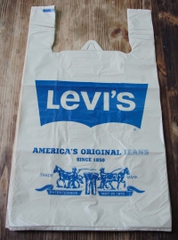 Майка ПНД 34+16х60 Levis (800 шт) 30 мкр